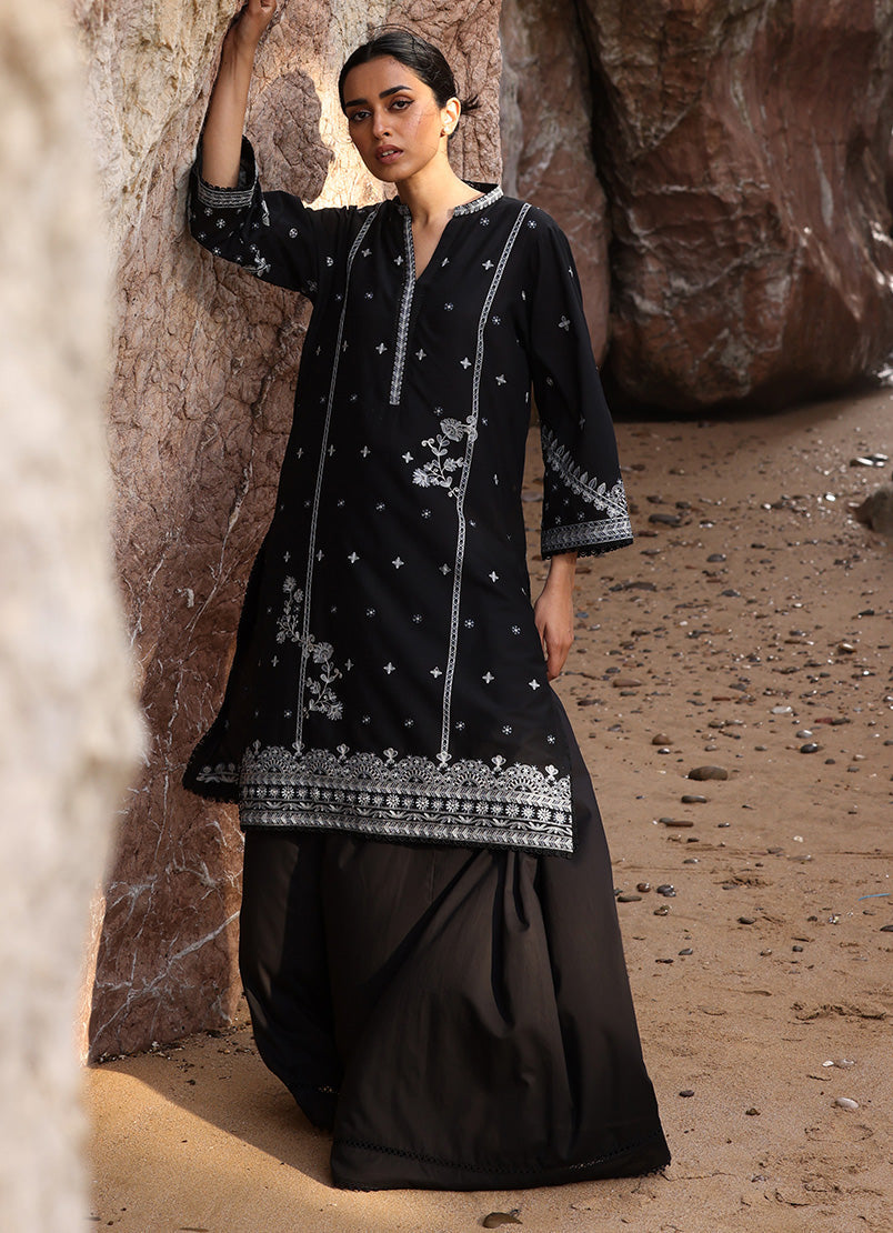 embroidered-kurta