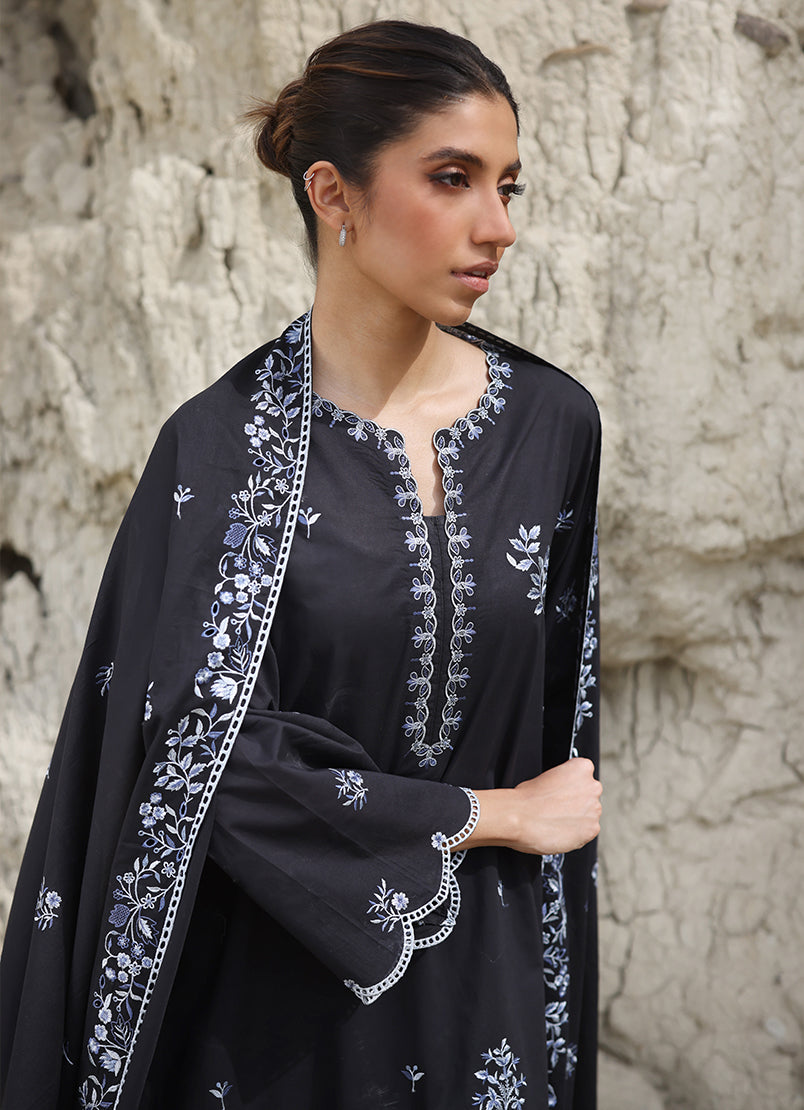 3-pc-embroidered-suit