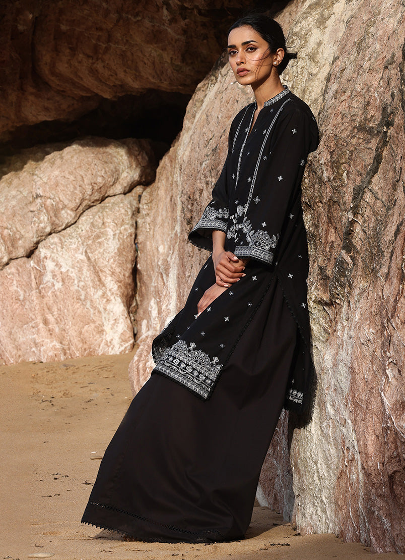 embroidered-kurta