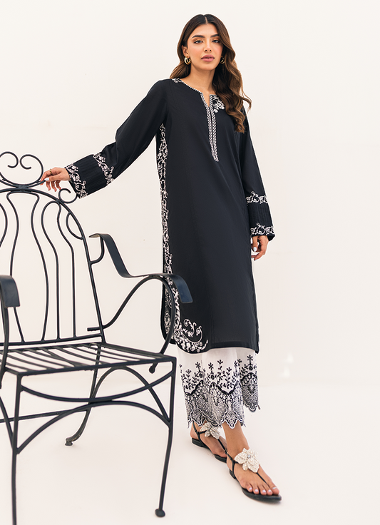 Black Embroidered Kurta