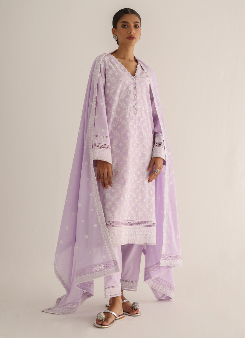 embroidered-kurta-set