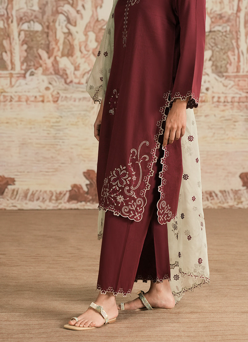 3-pc-luxury-embroidered-suit