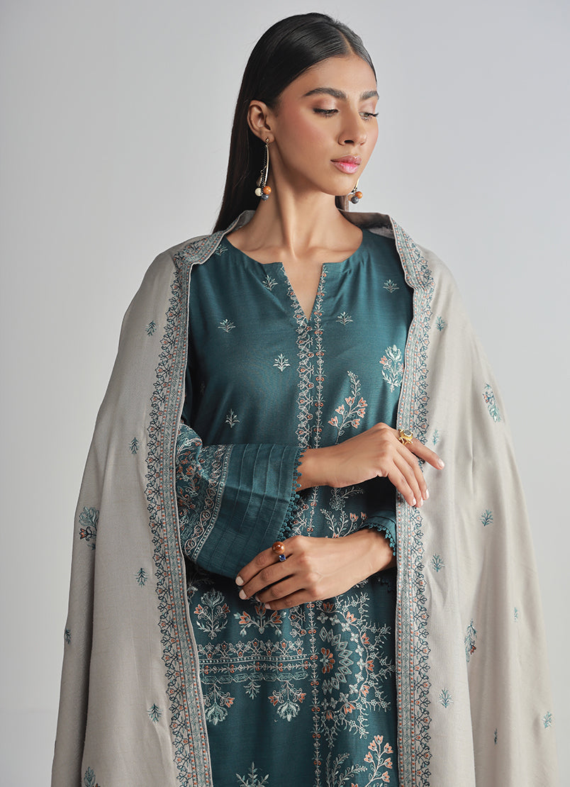 3 PC Khaddar Embroidered Suit