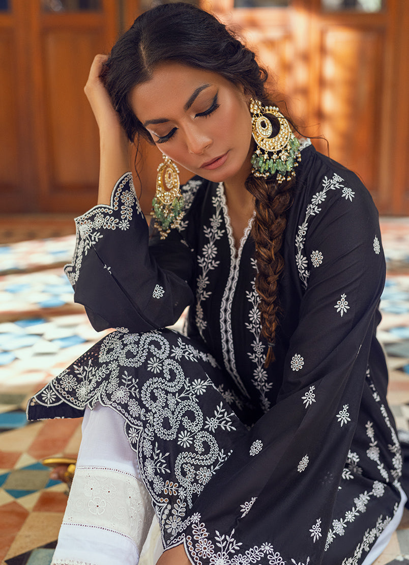 black-schiffli-embroidered-kurta