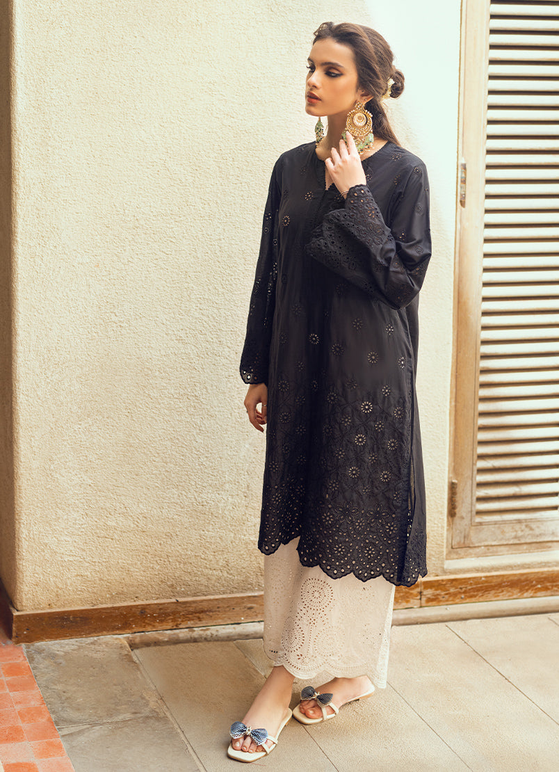 black-schiffli-embroidered-kurta