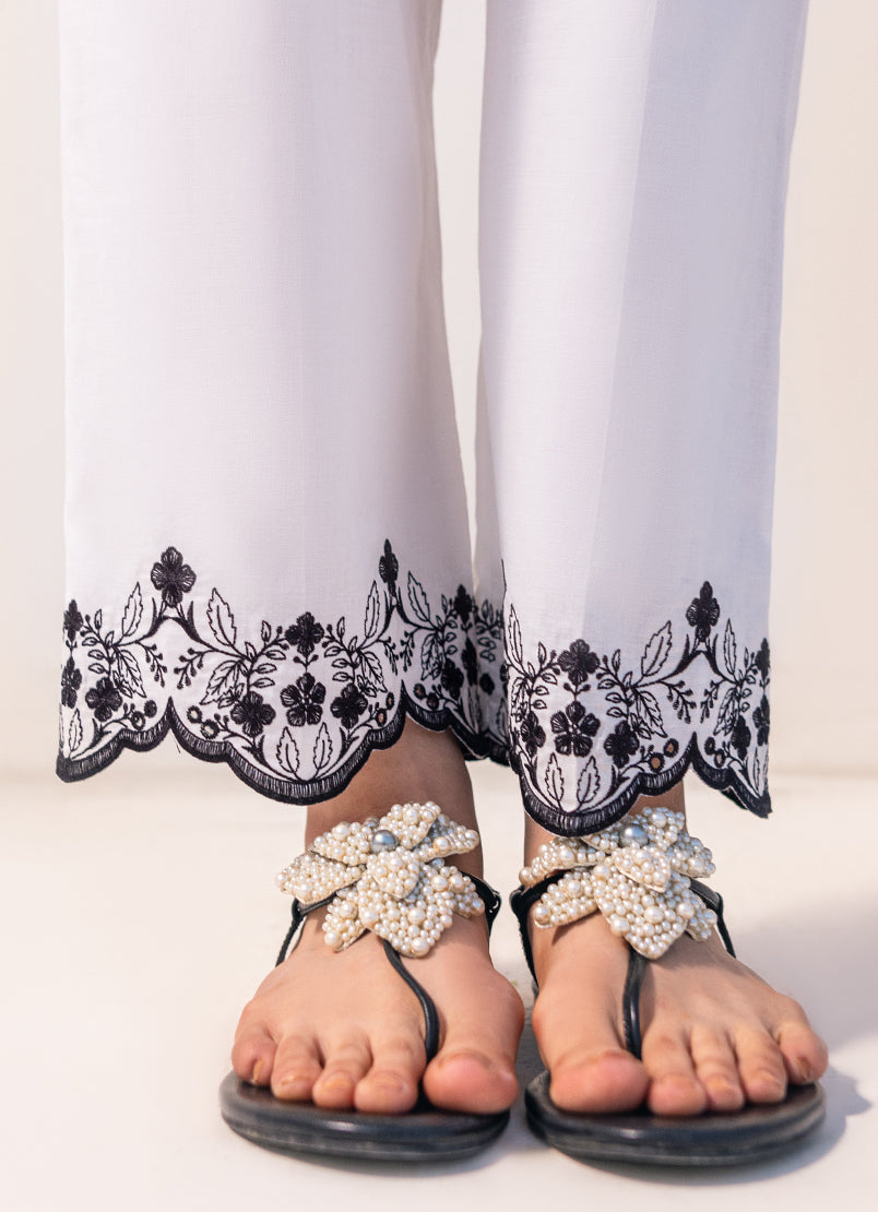 White Embroidered Kurta