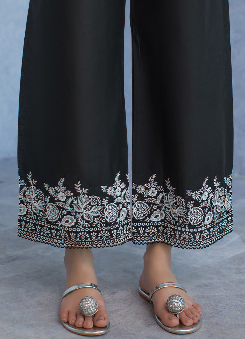 schiffli-embroidered-pant